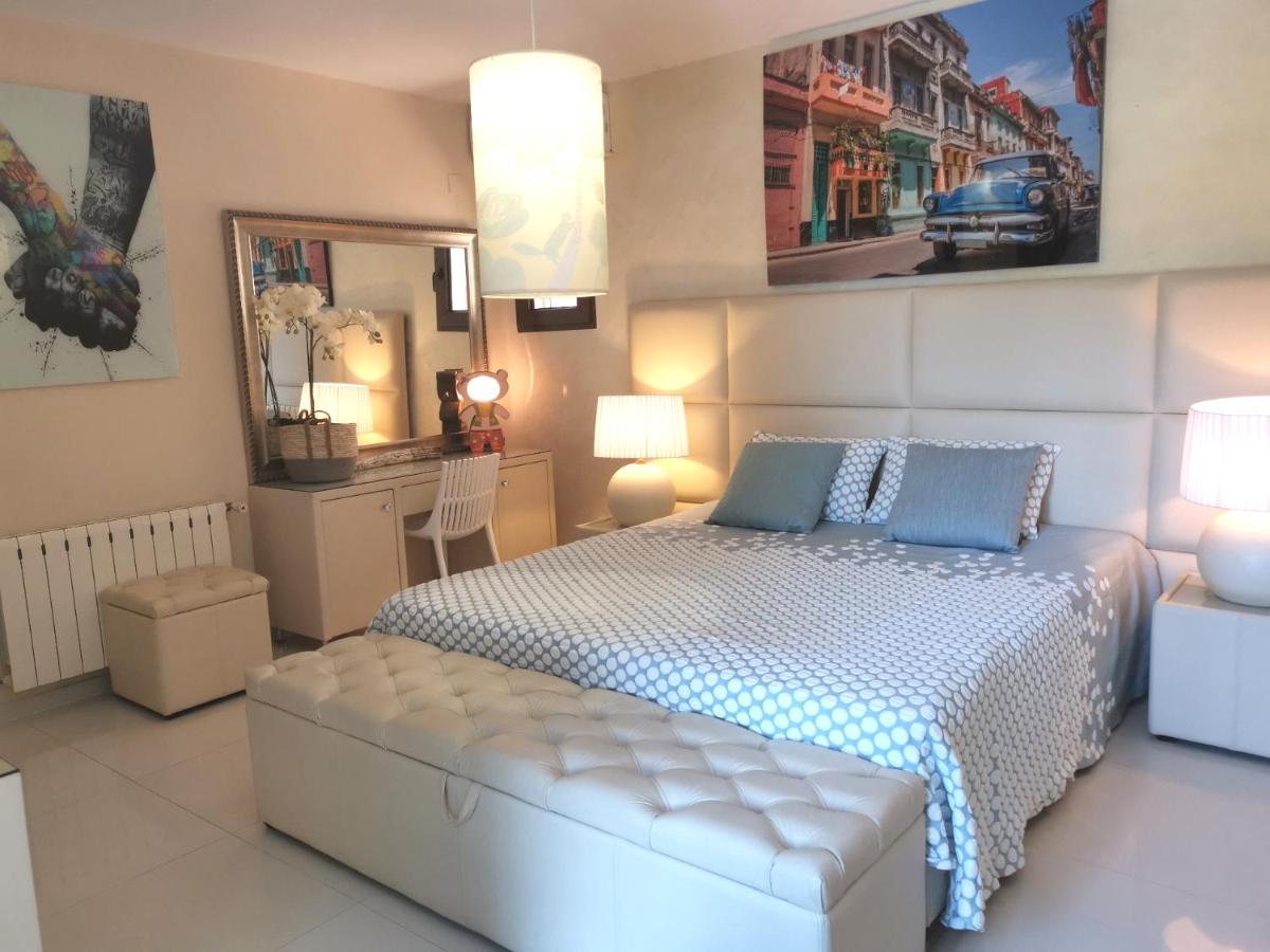 Fustera Villa El Salvador - Housity