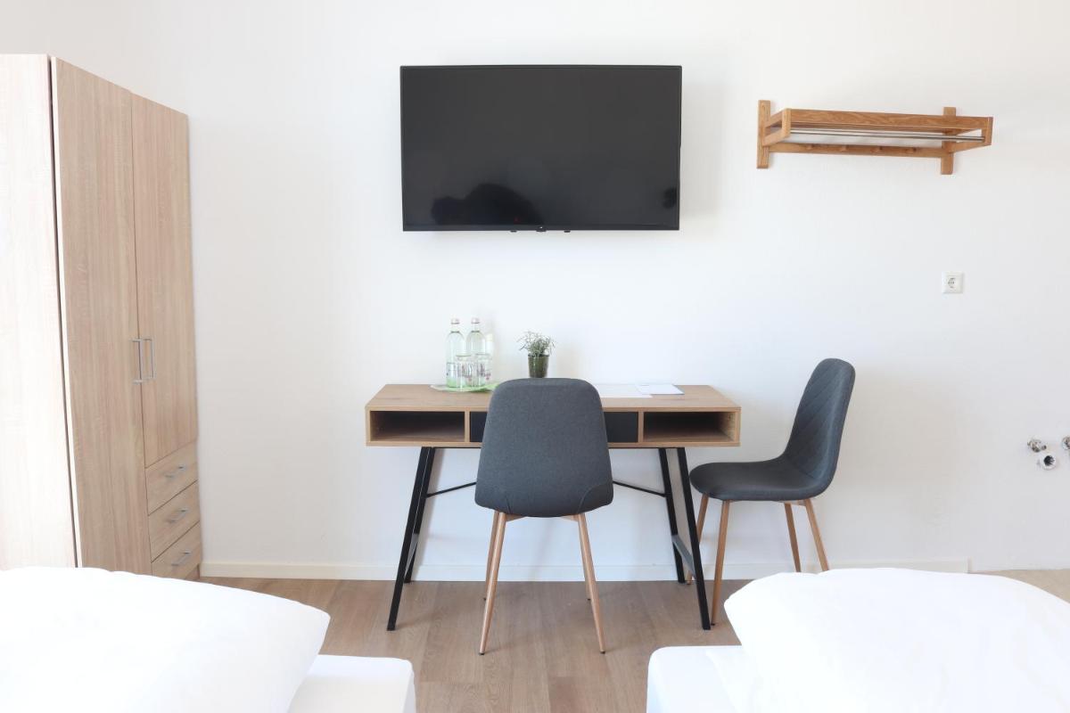 Motel Bergtheim - Self Check-in - Housity