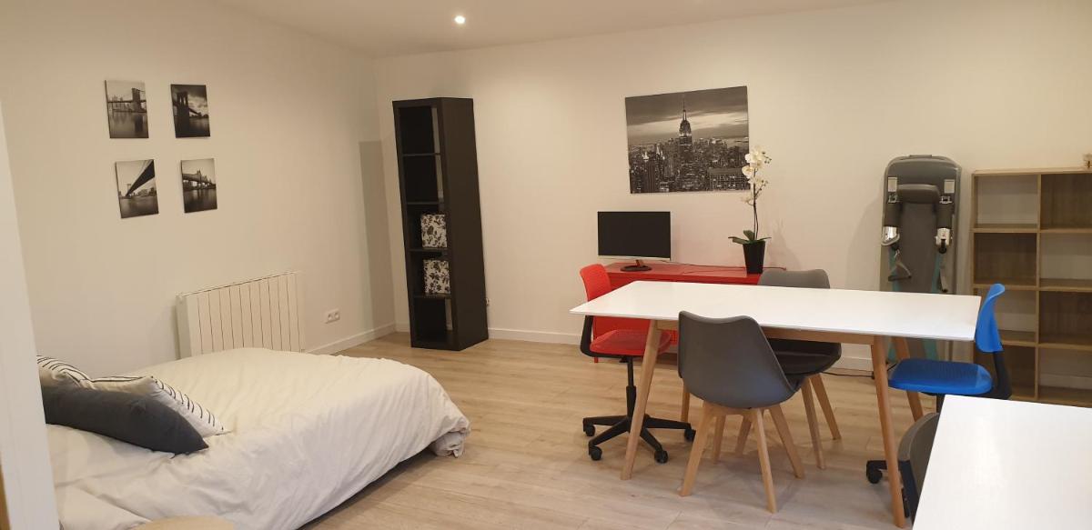 Adorable studio 25m² très calme avec parking - Housity