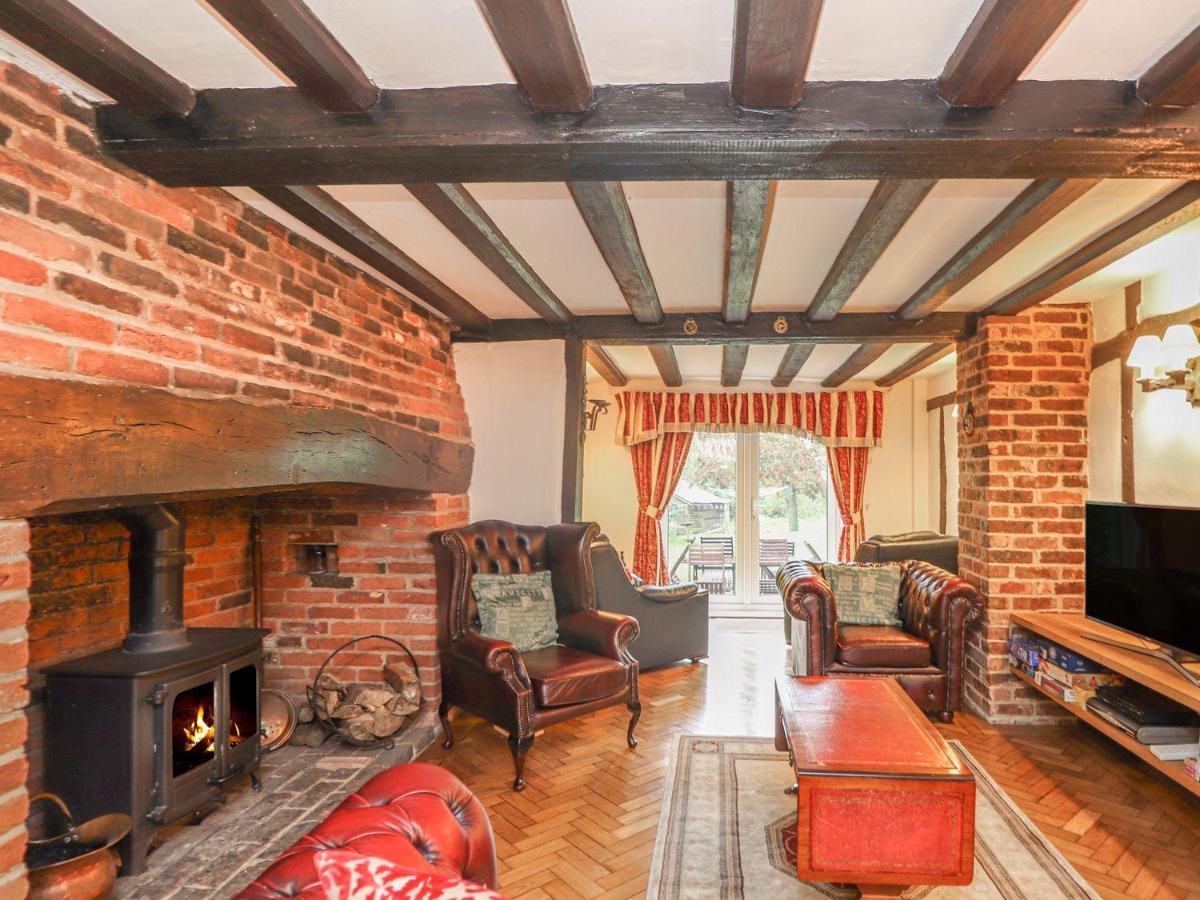 Shepherd Cottages luxury self catering in heart of Kent - Housity