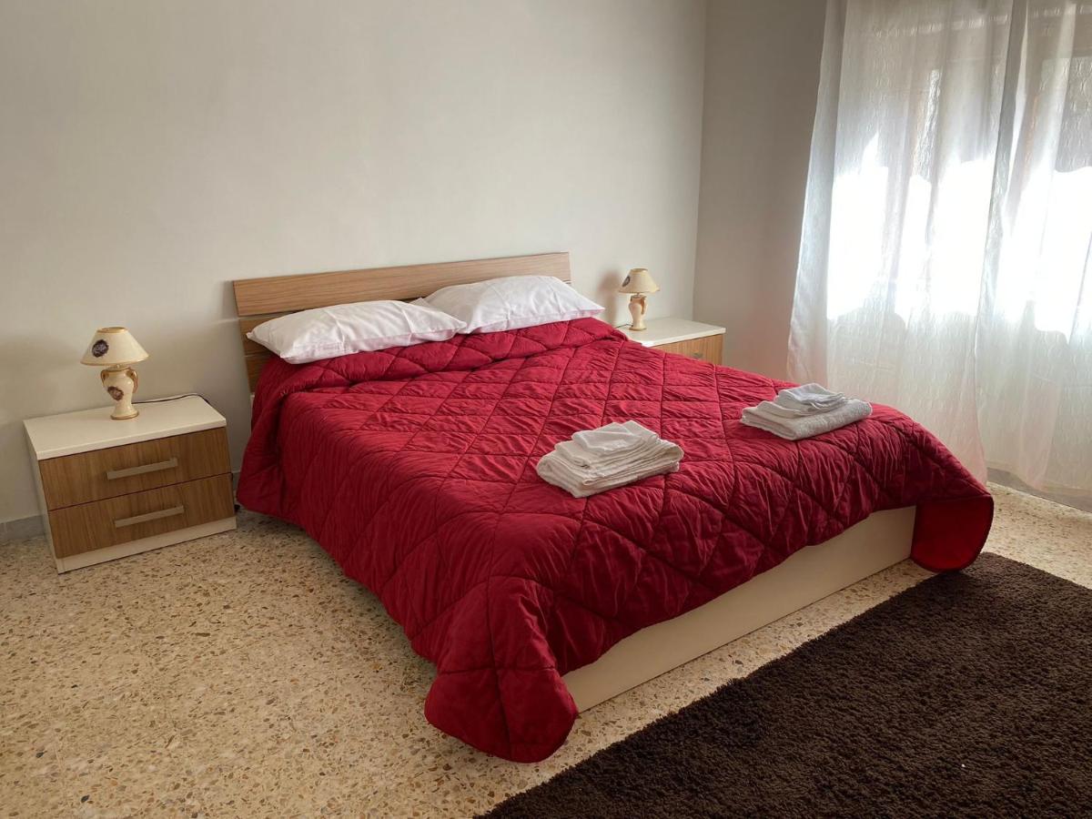 Luigi's House - Housity