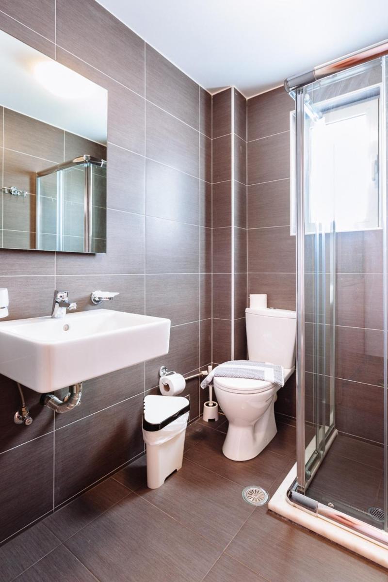Apanema Apartments - Housity