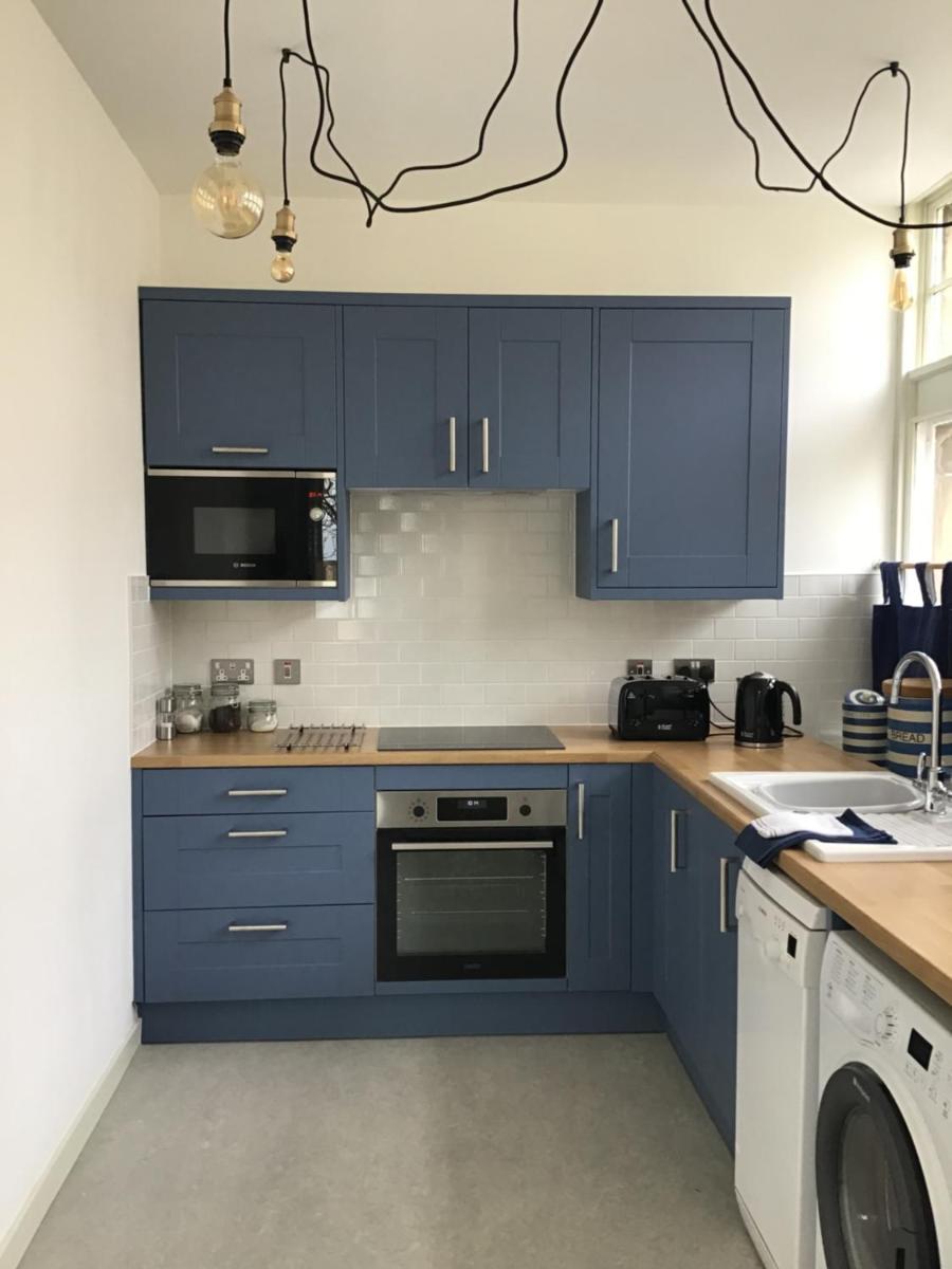 The Store, harbour holiday cottage - Housity