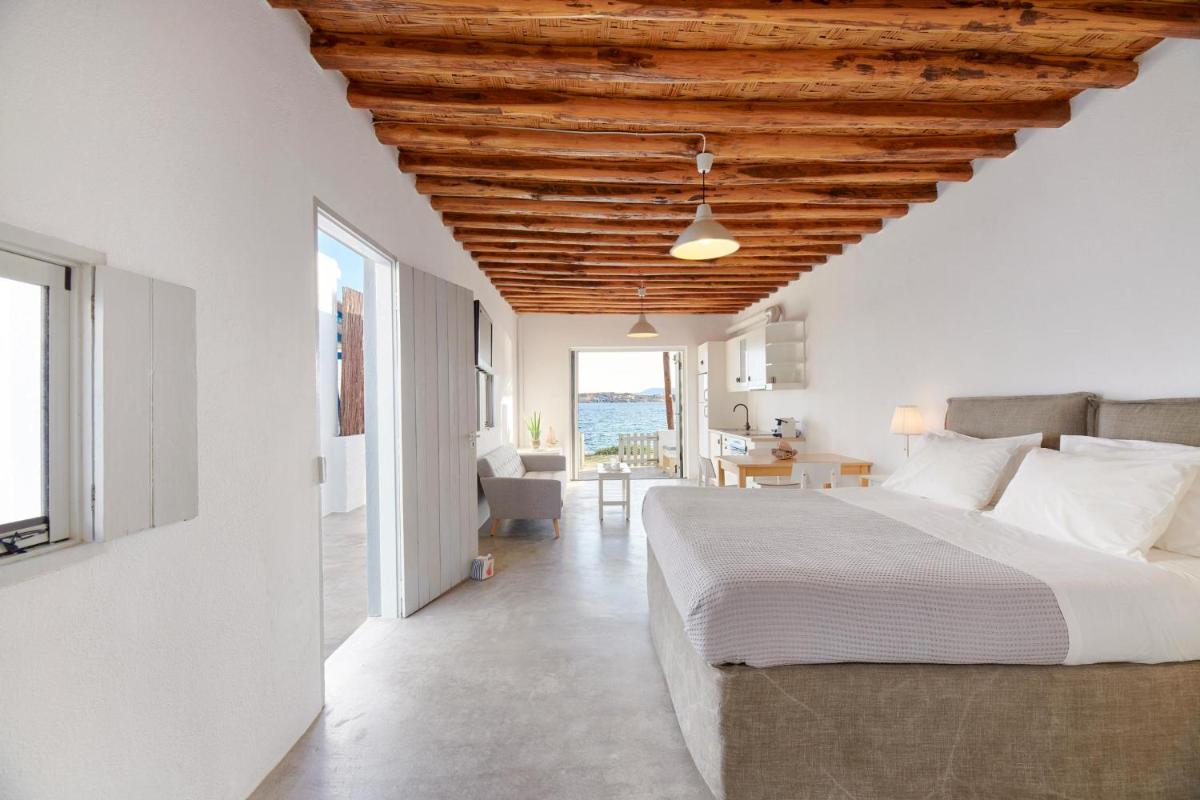 Thalassa Beach House - Housity