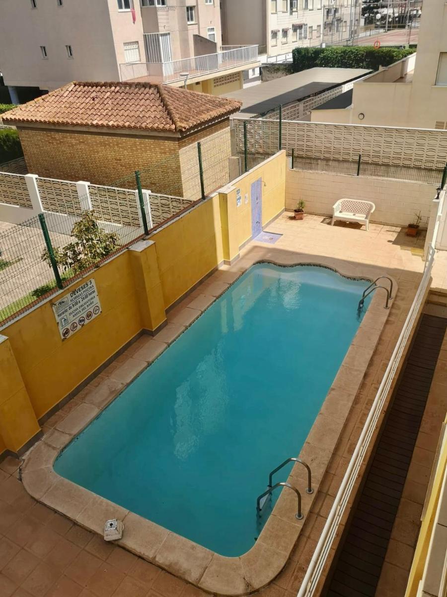 Apartamento con piscina - Housity