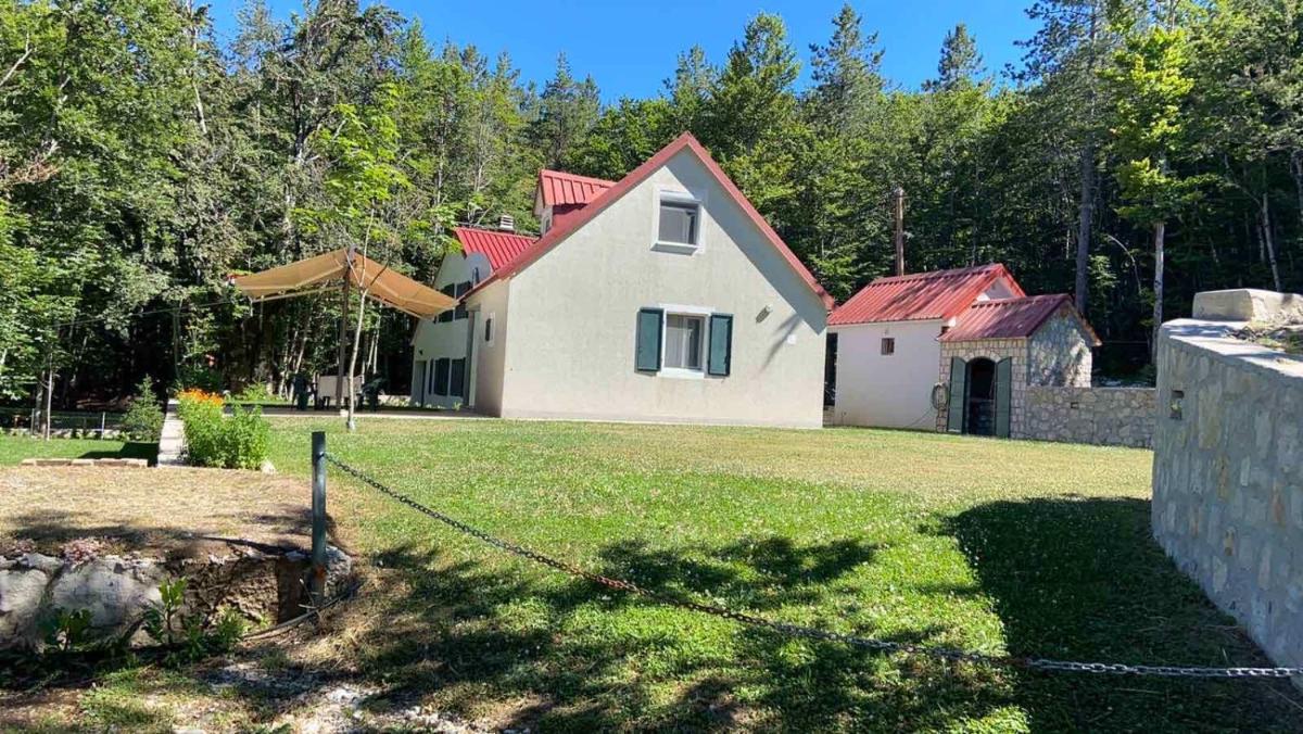 Mountain house Ivanova Korita - Housity