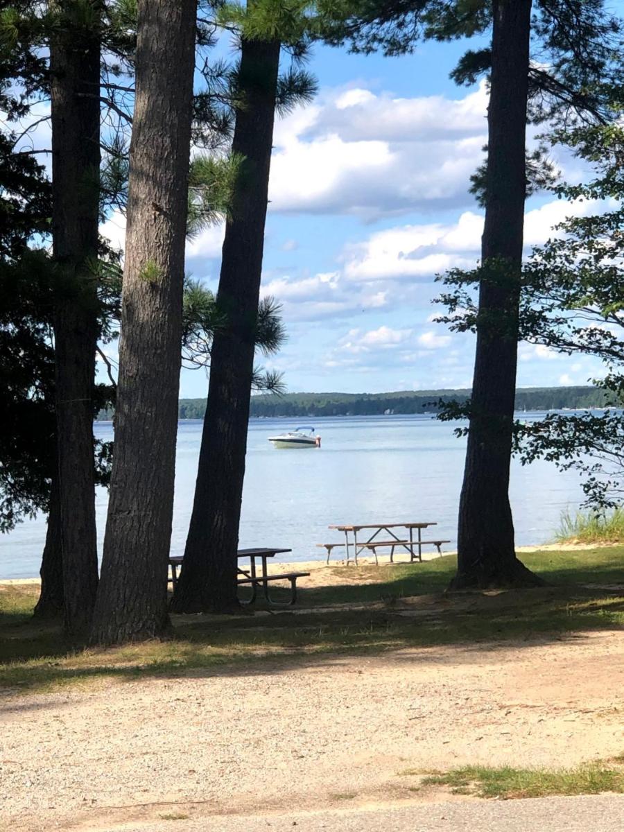 Bonfires, Peaceful, Higgins, Houghton Lake, Boating - Housity