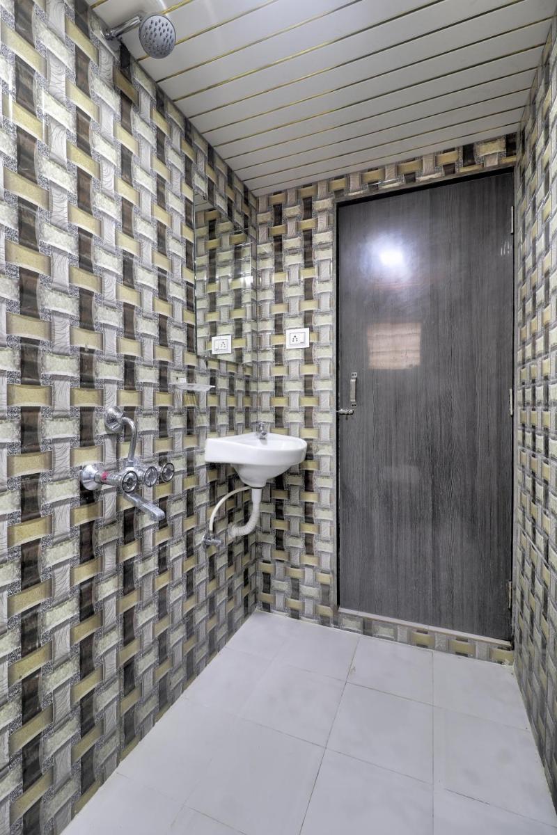 Hotel Anantha by WB Inn - Housity
