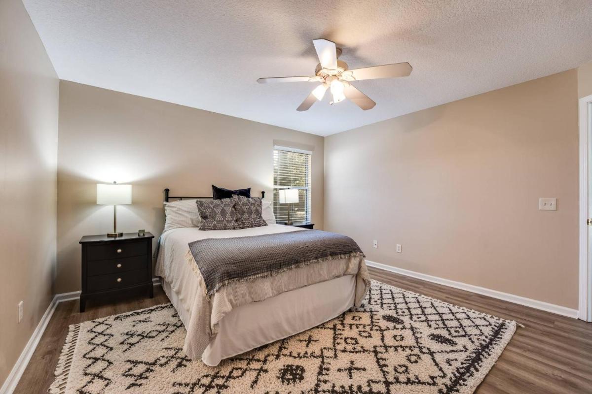 Honey Bee Hideaway - Housity