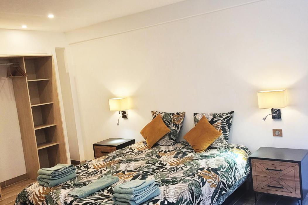 LILLE hypercentre MARIA Appartement PALACE***** - Housity