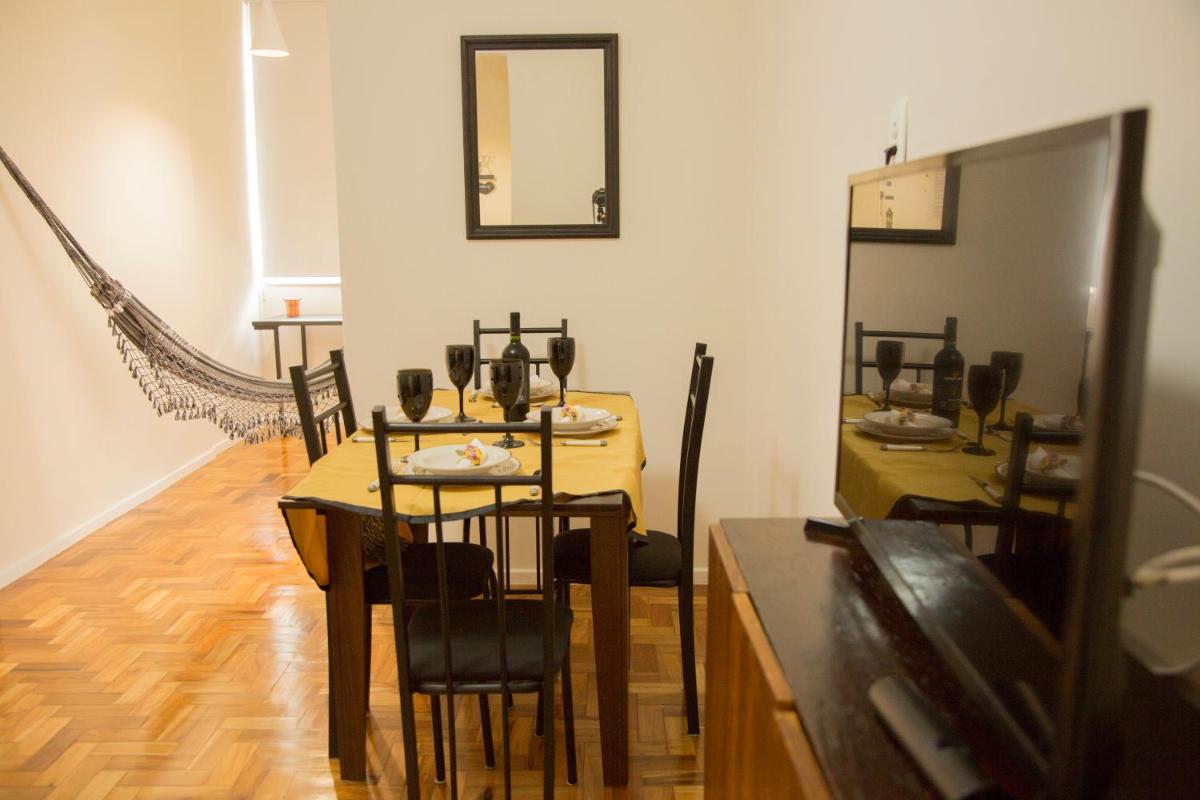 APARTAMENTO CONFORTÁVEL EM COPACABANA - Housity