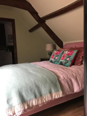 Dunster Luxe Nook - Housity