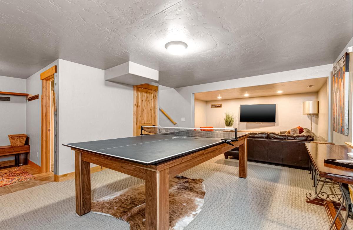 Kodiak Way Bear Hollow - Housity