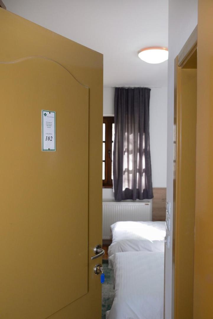 Lux Lisine - Housity