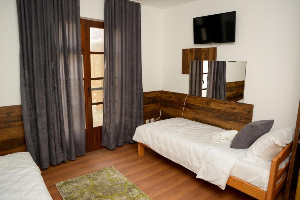 Lux Lisine - Housity