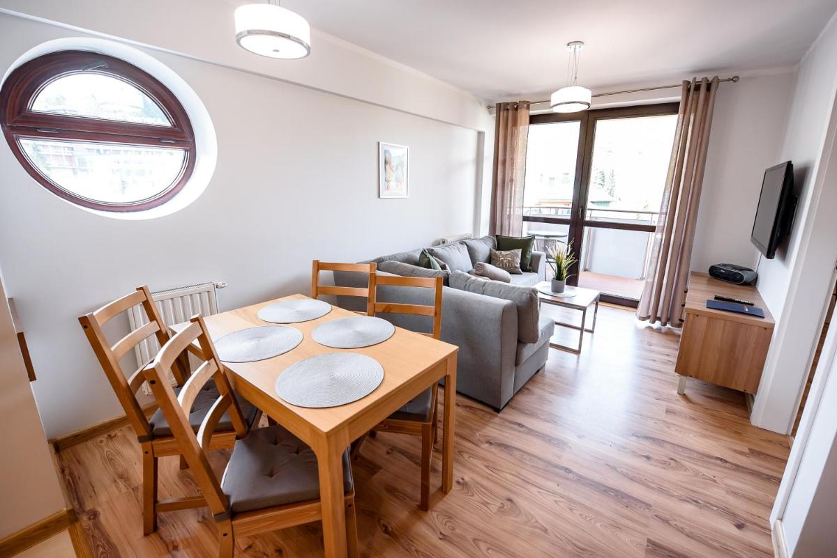 Apartamenty Sun & Snow Centrum Krynica Zdrój - Housity