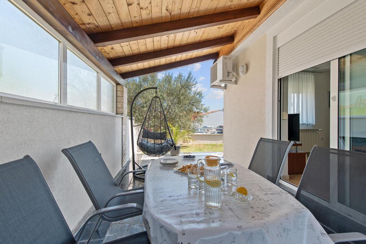 Summer house Pula - Hizvo