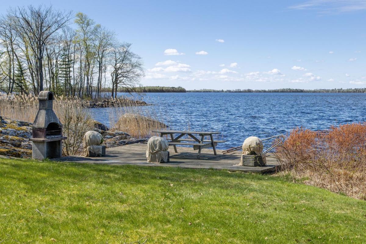 Holiday house with fantastic location and private lake plot - Housity