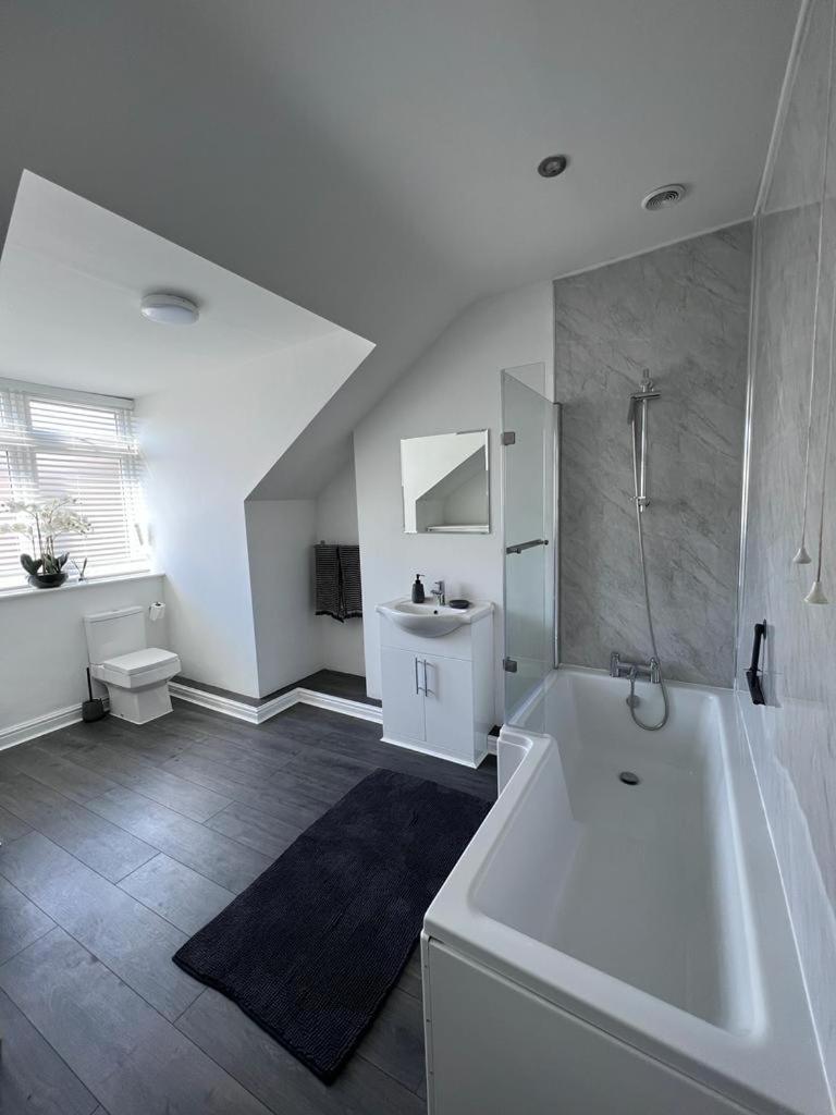 Inxpress Luxury Apartment Driffield - Housity
