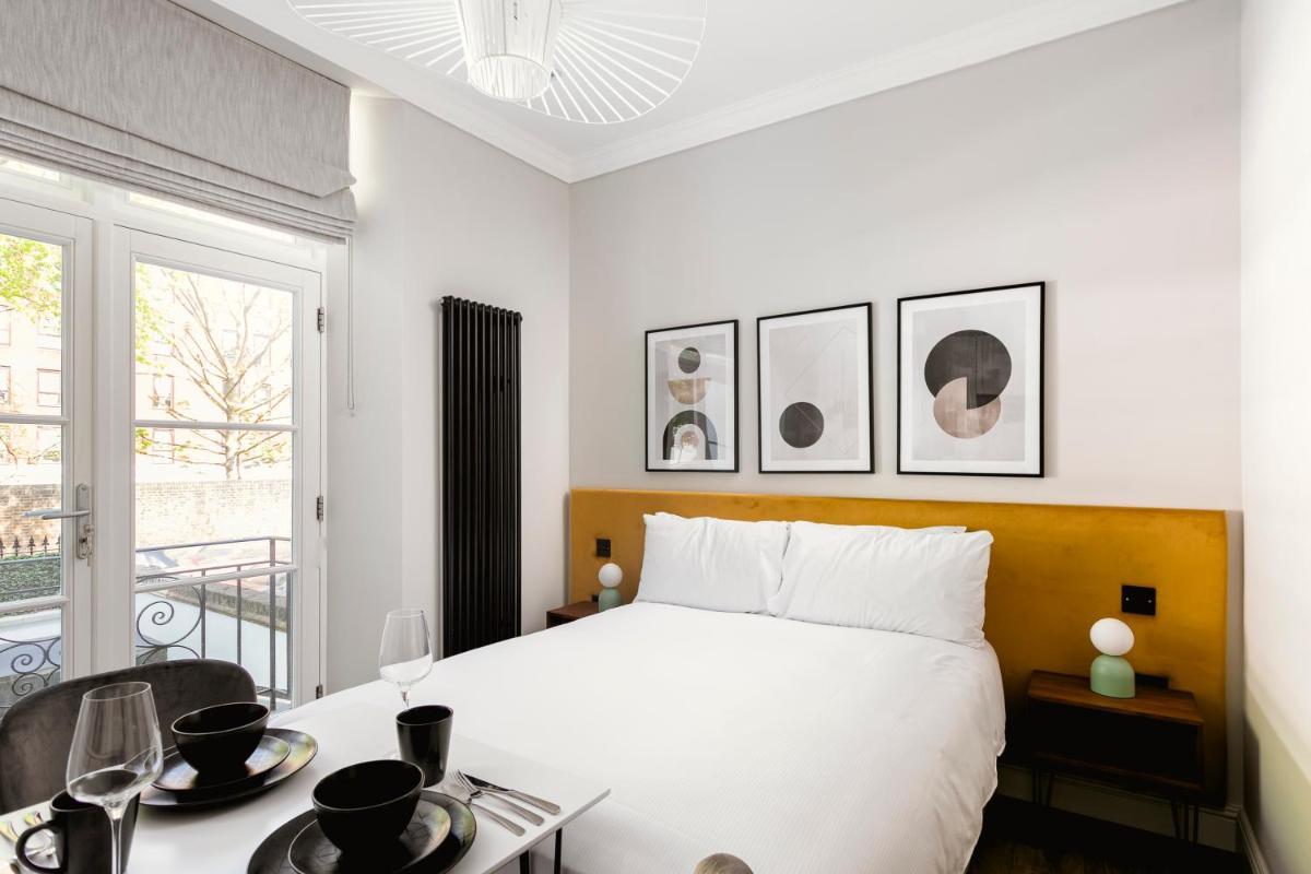 PenthouseStays Chelsea - Luxury King / Queen Bed Studios - near King's Road - Housity