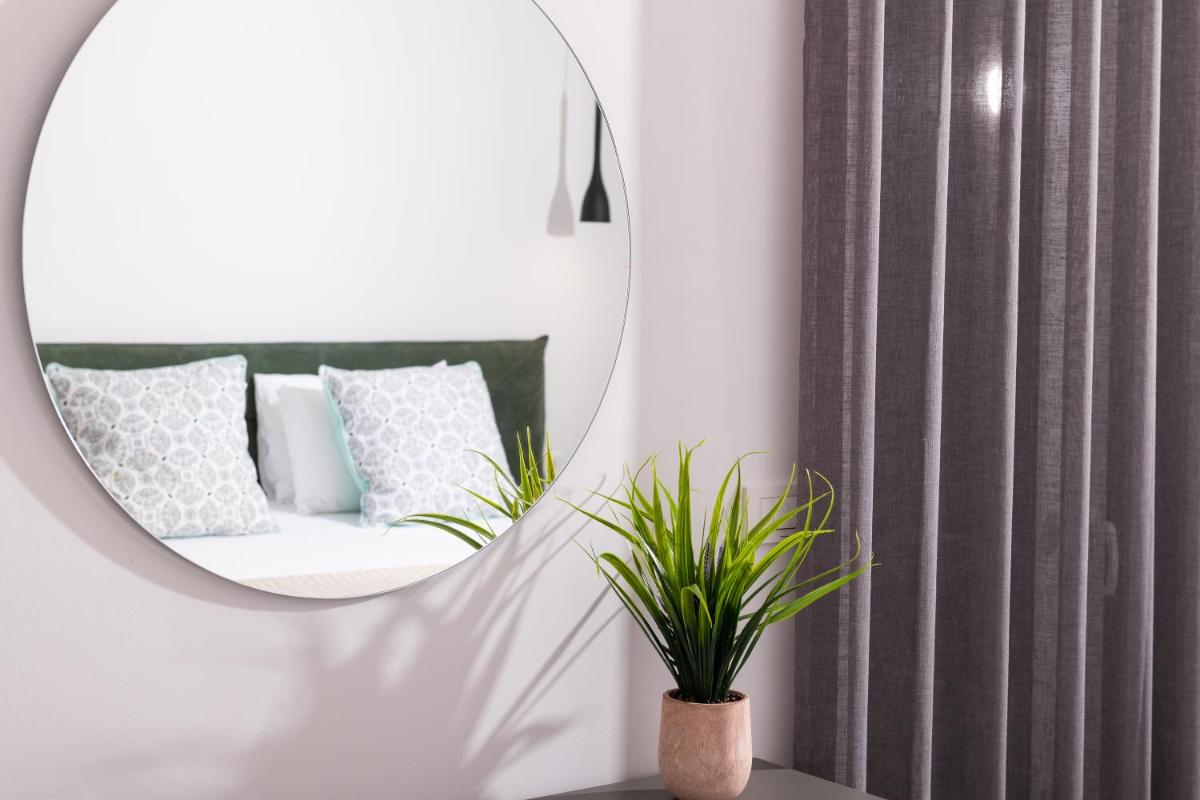 Lithies Zante Living - Housity