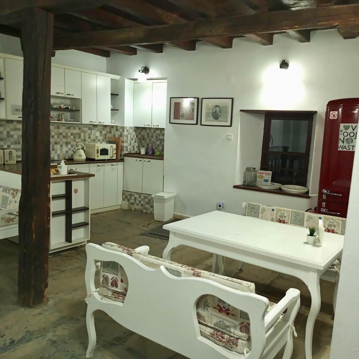 HiStory INN Unique Guest House - Housity