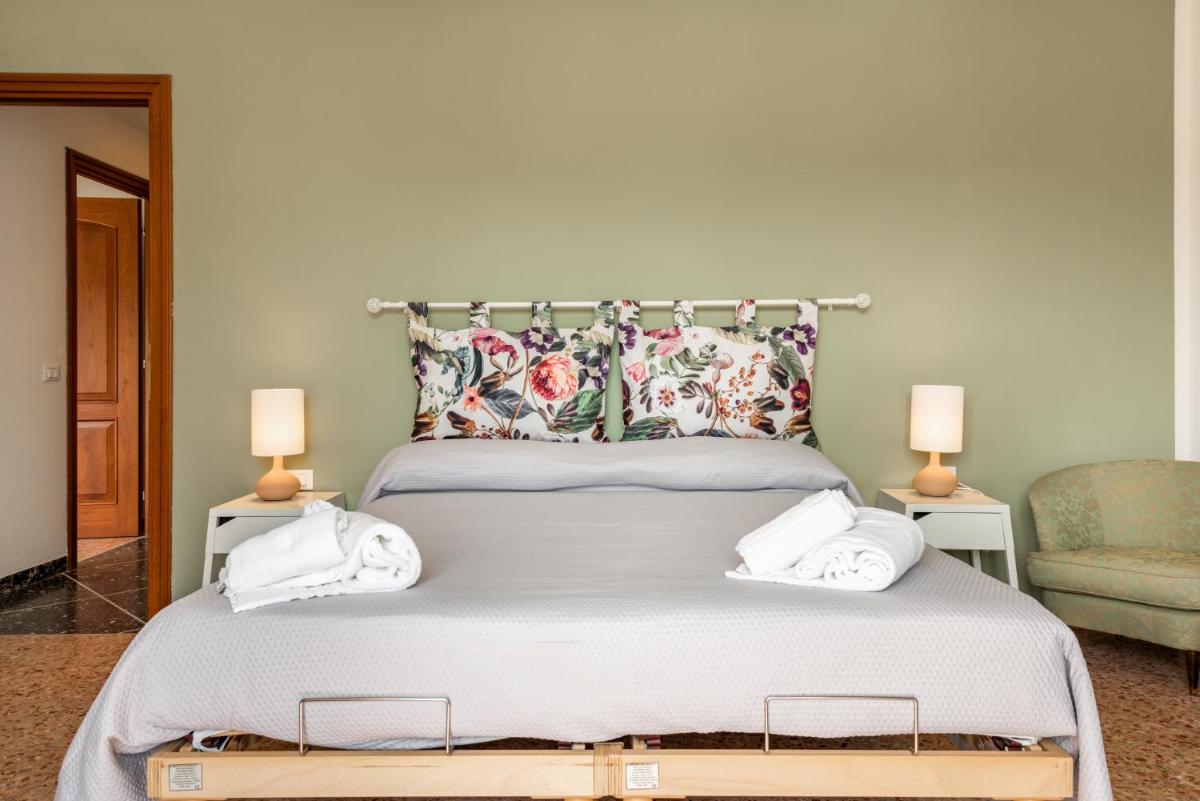 Modern & Central Apartment La Spezia - Housity