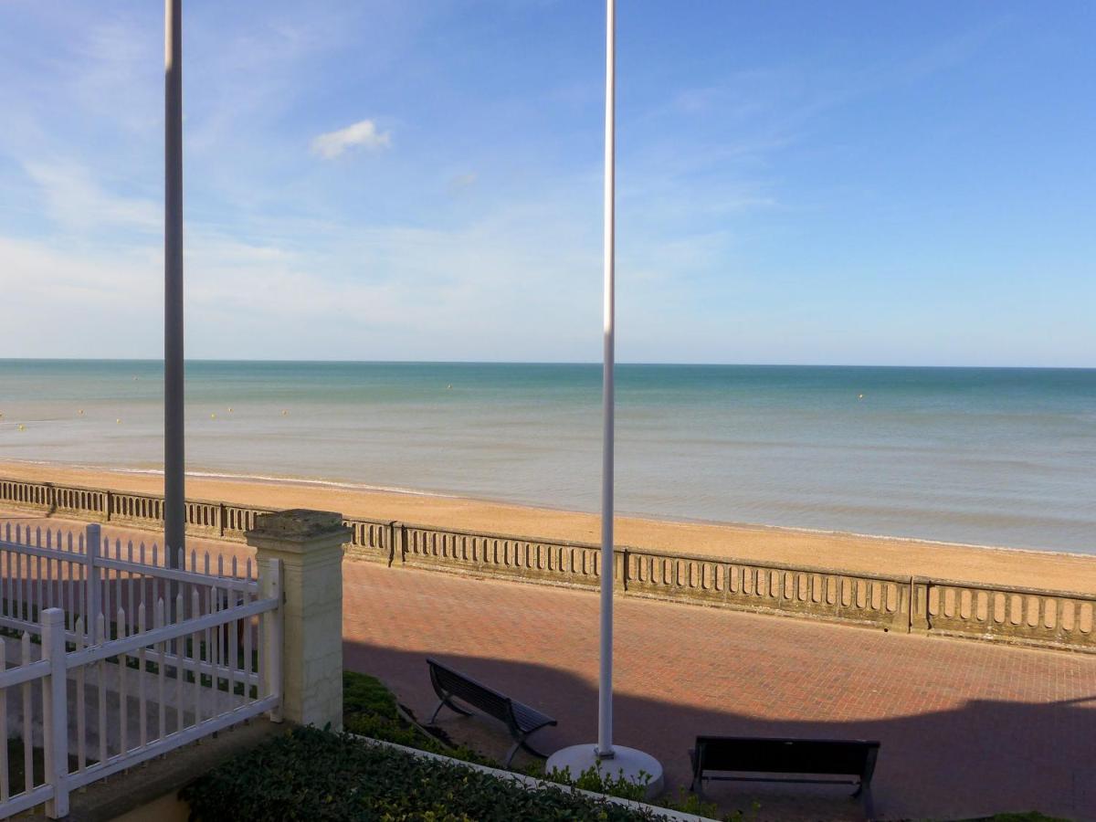 Apartment Cabourg Beach by Interhome - Housity