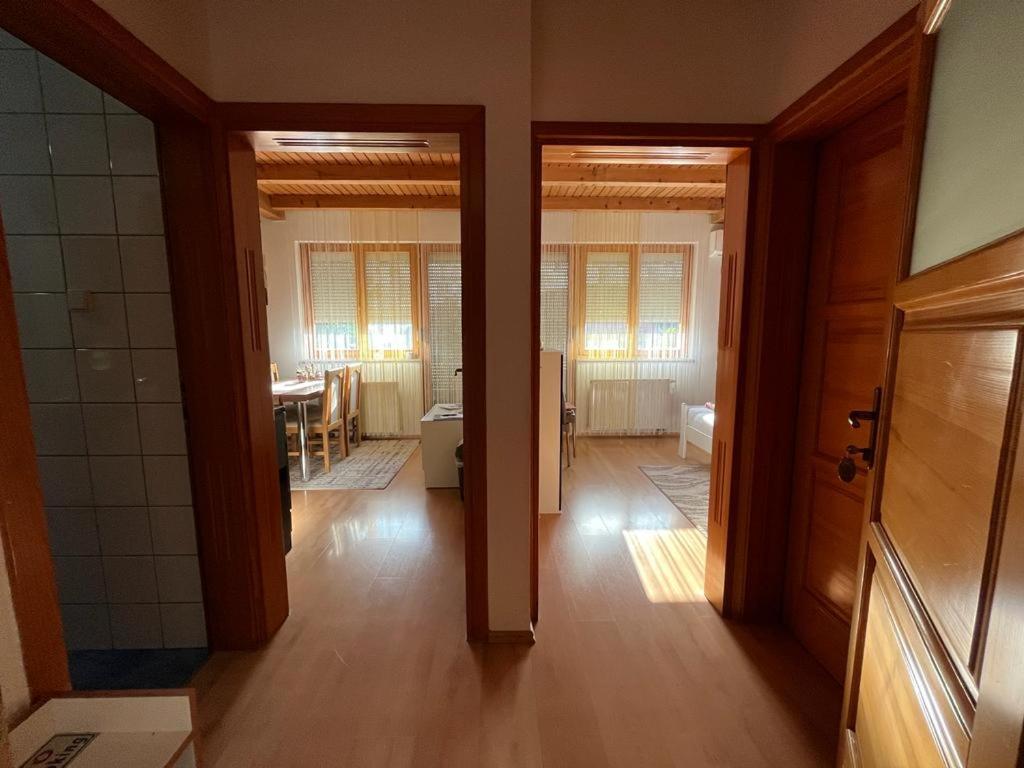 Suitetrails - Apartmani M&D