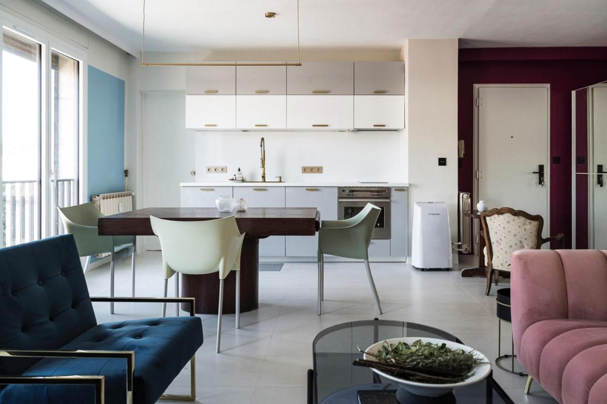 Elegant Apt In The Historical Center Of Avignon - Housity