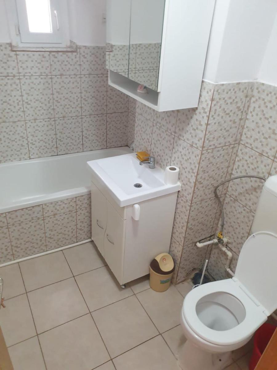 Exclusive Apartments Bac?u - Housity