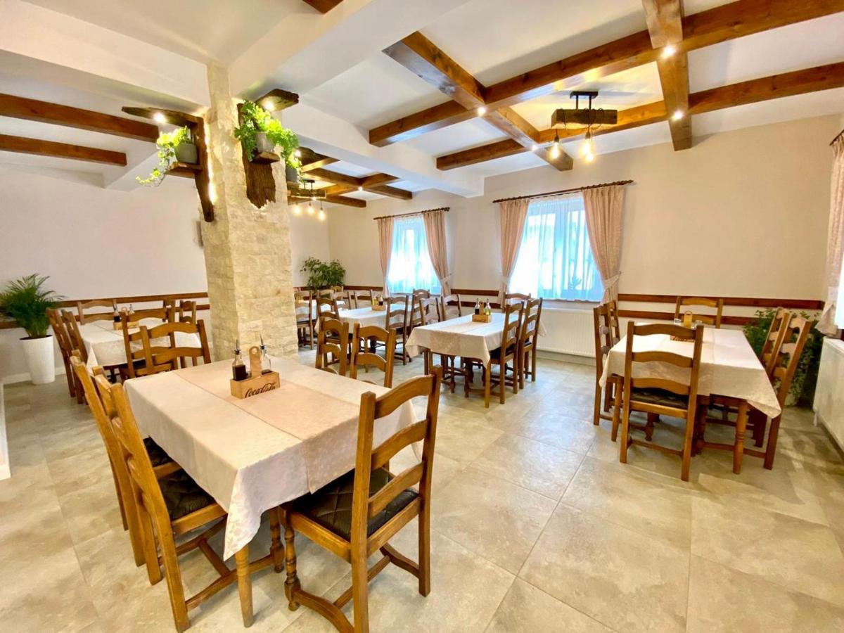 Nagy-Homoród Étterem és Panzió - Housity