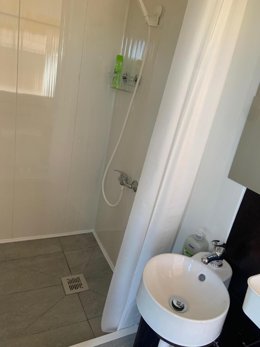 Veni Apartments - Housity