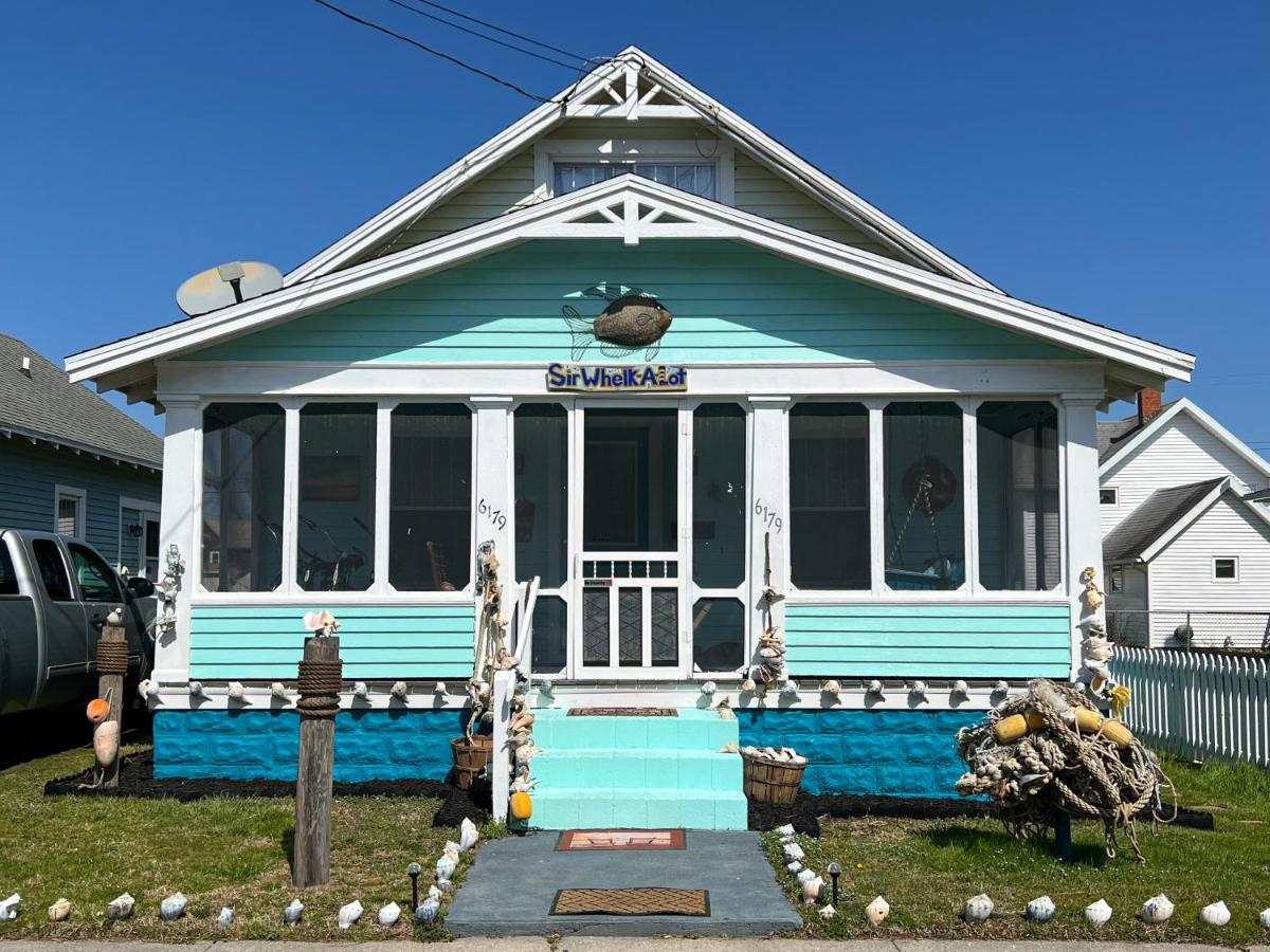 Chincoteague Island Beach House - Sir Whelk-A-Lot - New! - Downtown Location! Bikes & Yaks Included! - Housity