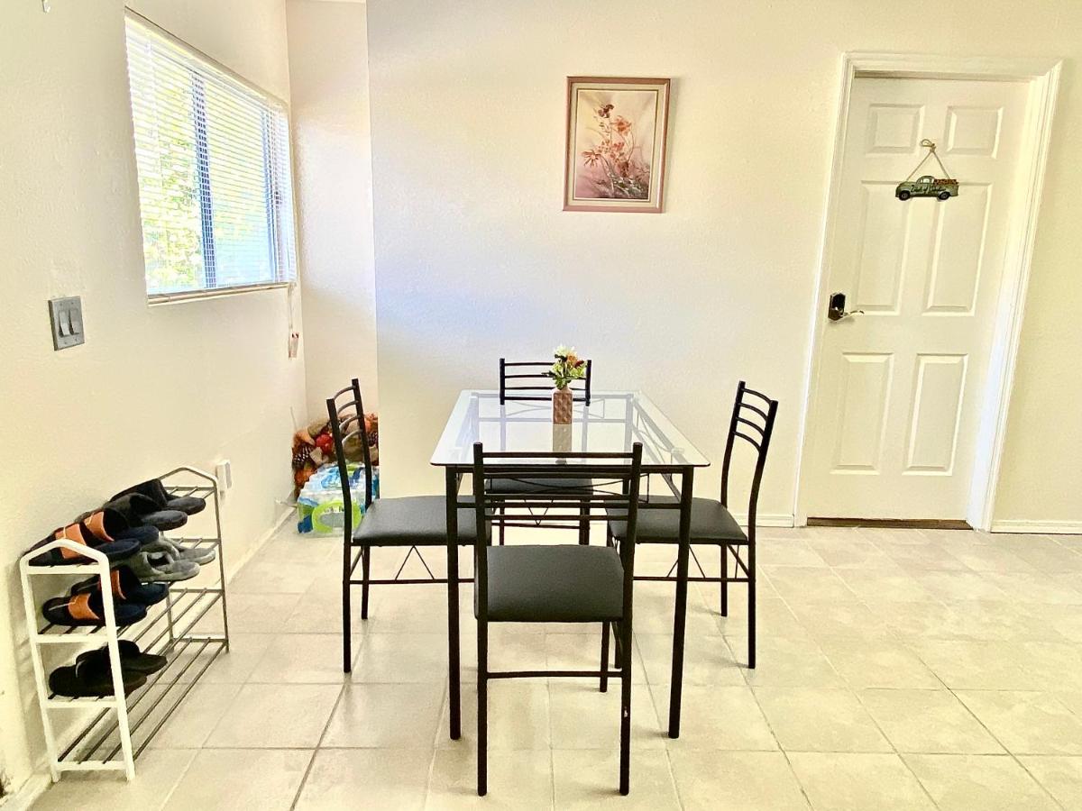 Lincies House - Housity