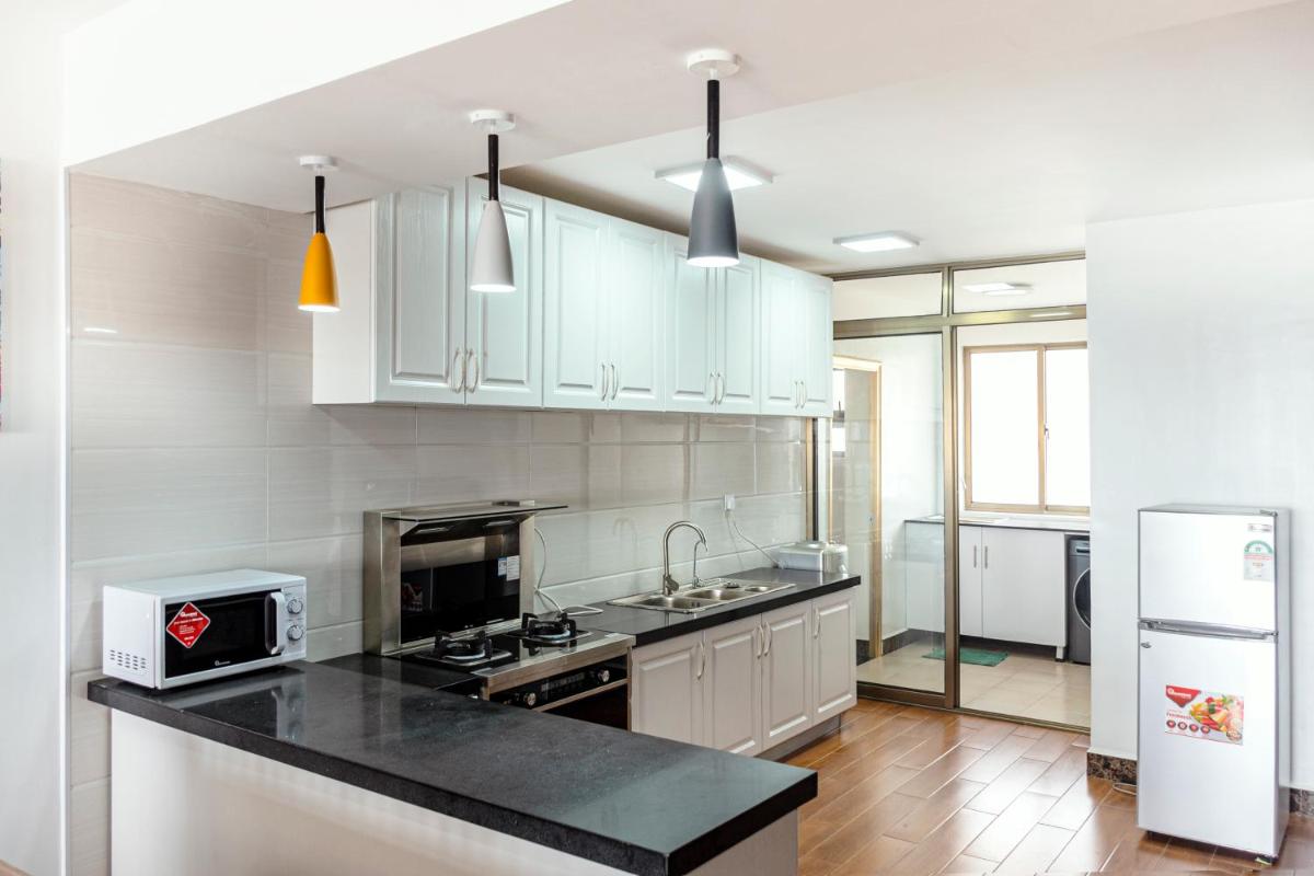 Modern 2-Bedroom Apartment,Kilimani, Ngong Rd - Housity