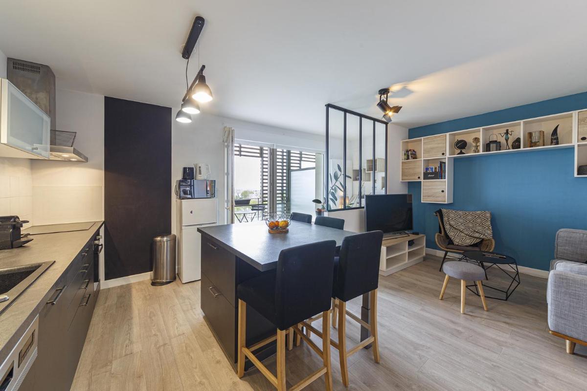 Suitetrails - Le Jean Moulin - Appartement à 2 pas du tramway