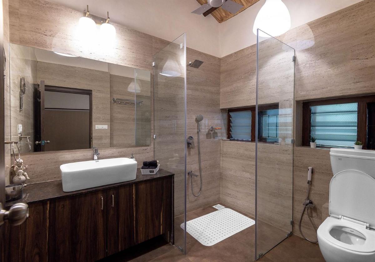 SaffronStays Meadowbrook, Panvel - pet-friendly villa near Karnala Bird Sanctuary - Housity