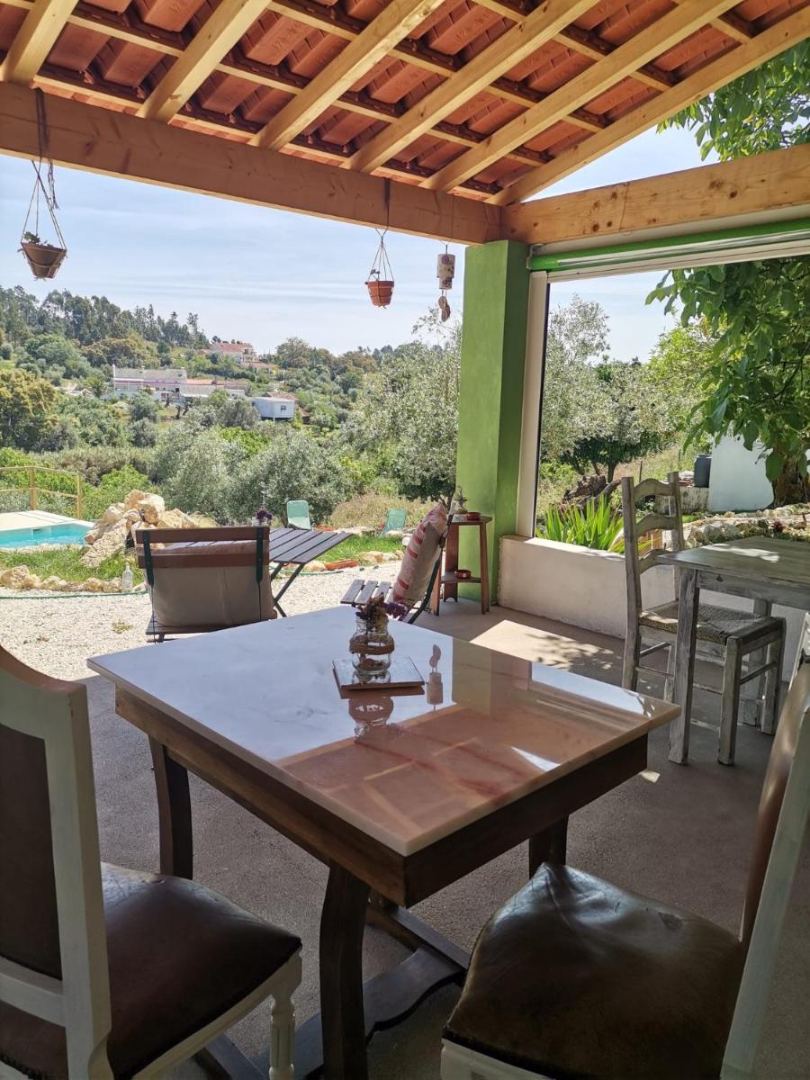 Lameira Da Longra - Bohemian Artistic House - Housity