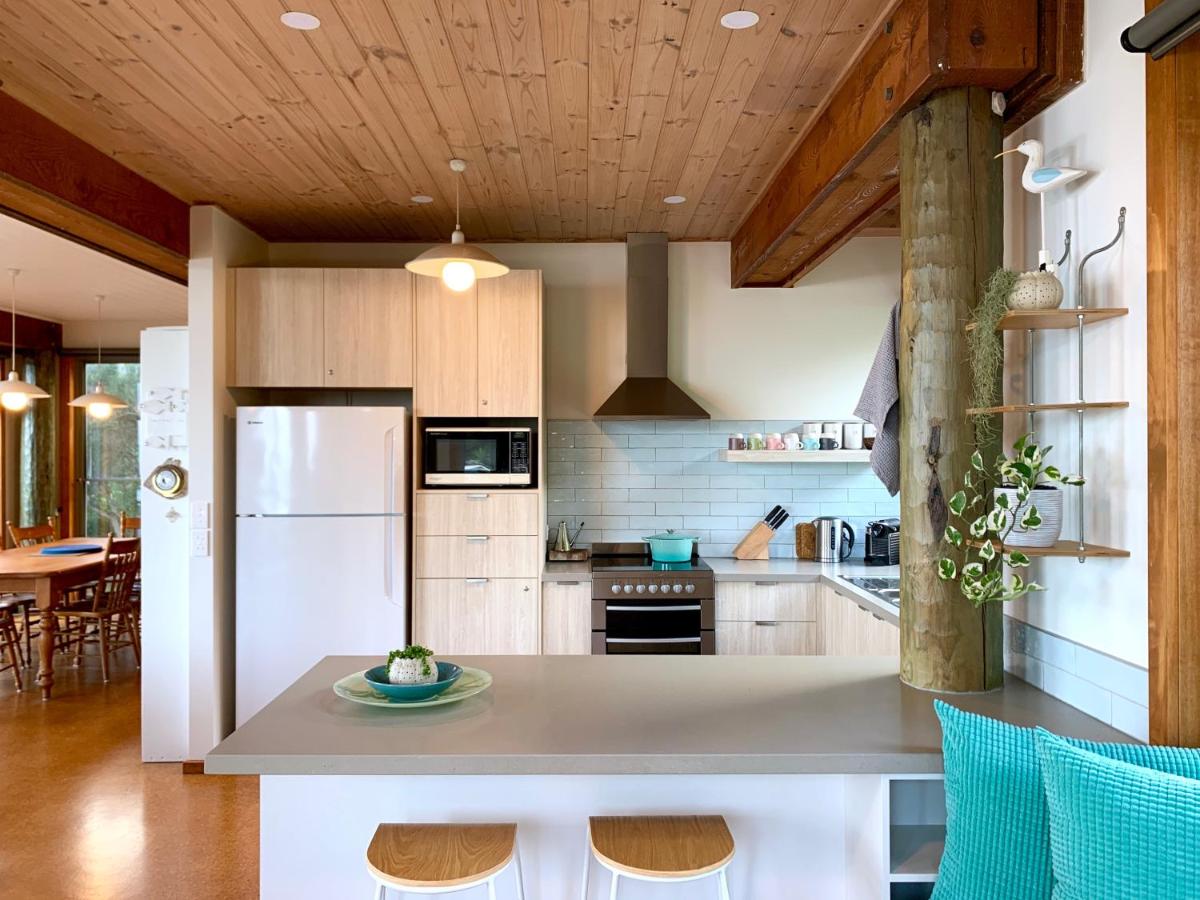 Surf Shack - Housity