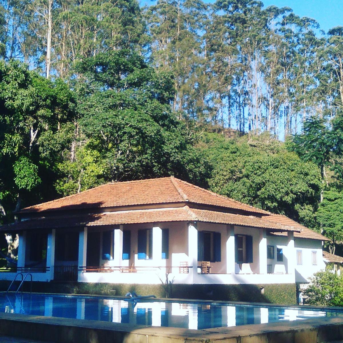 Quarto das Rosas no Vale do Café - Housity