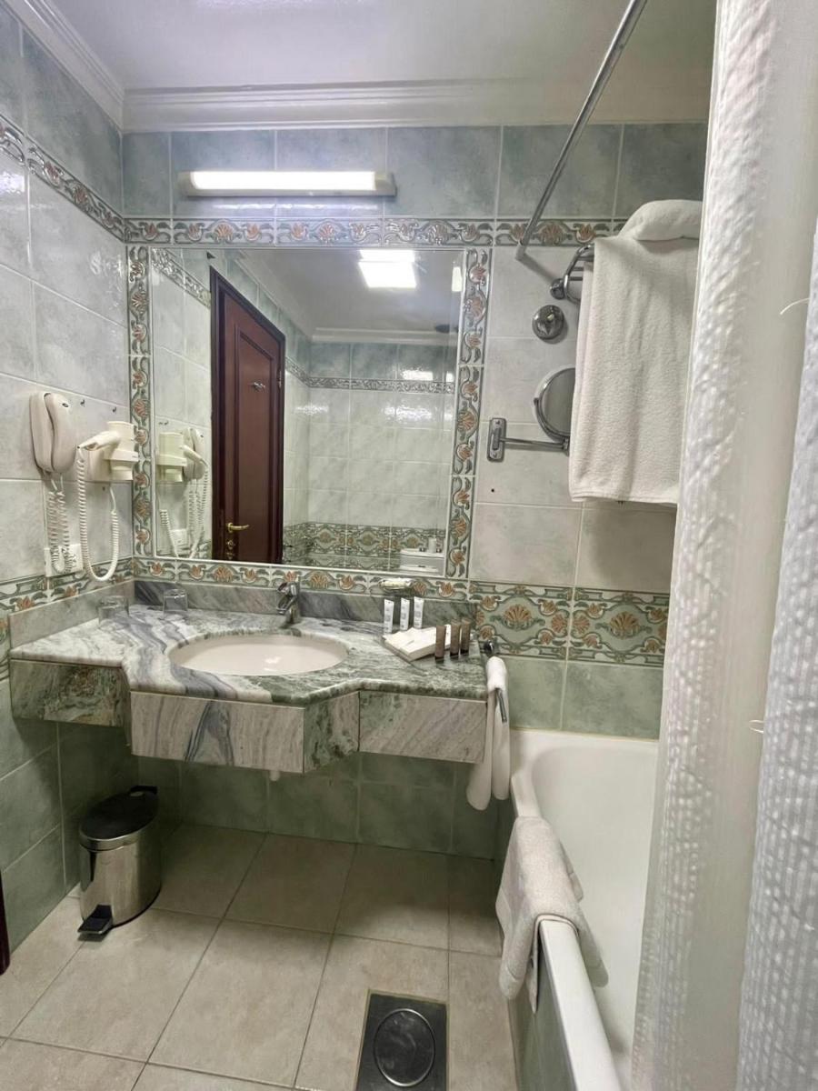 Serenada Golden Palace - Boutique Hotel - Housity