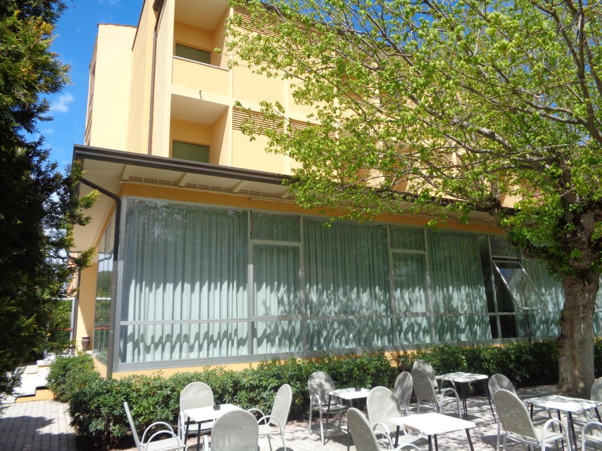 Hotel Gazza - Housity