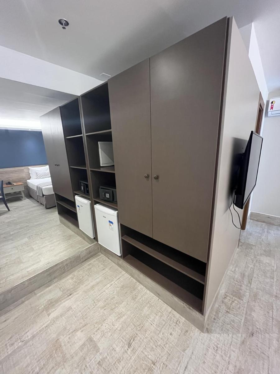 Golden Towers Hotel - Housity