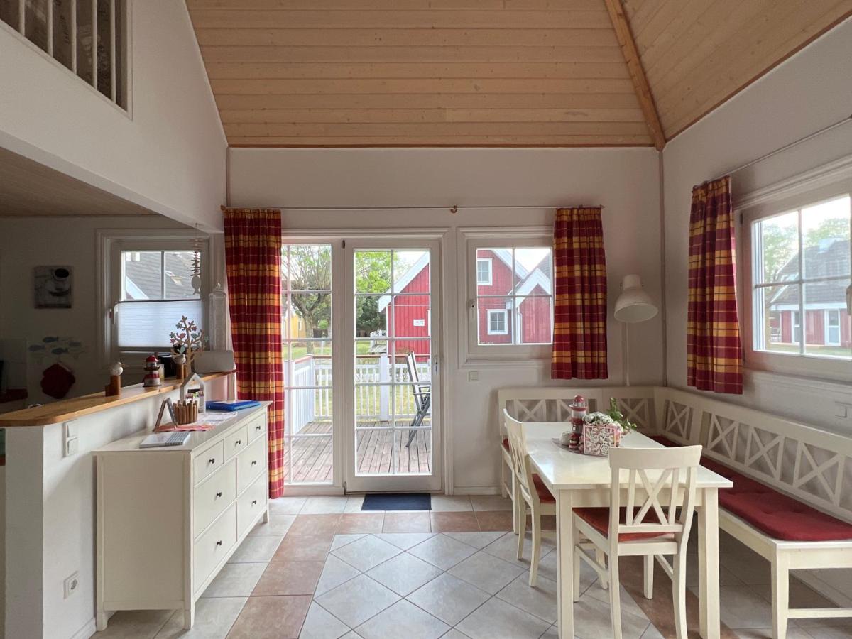 Blaues Haus am See - Housity