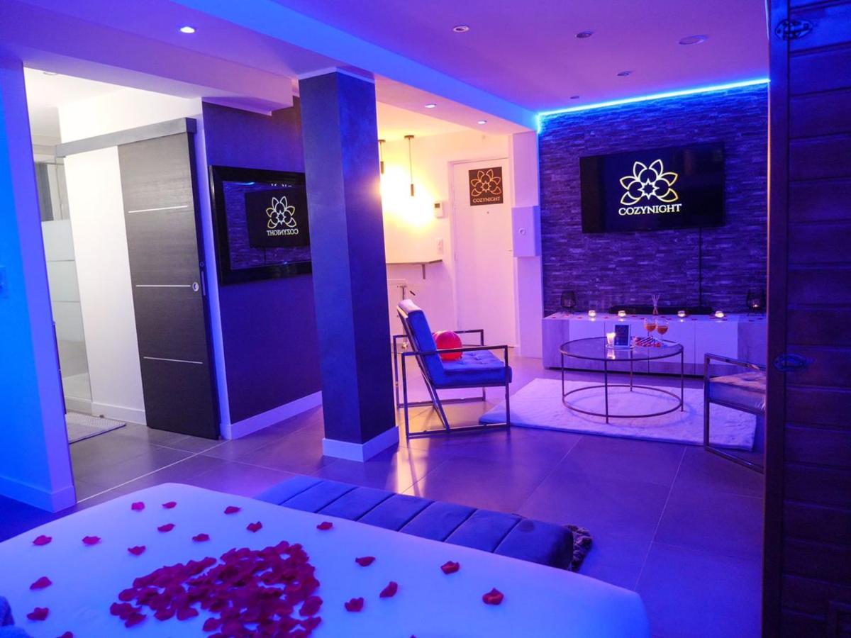 Appartement - Jacuzzi - Pour deux - Housity