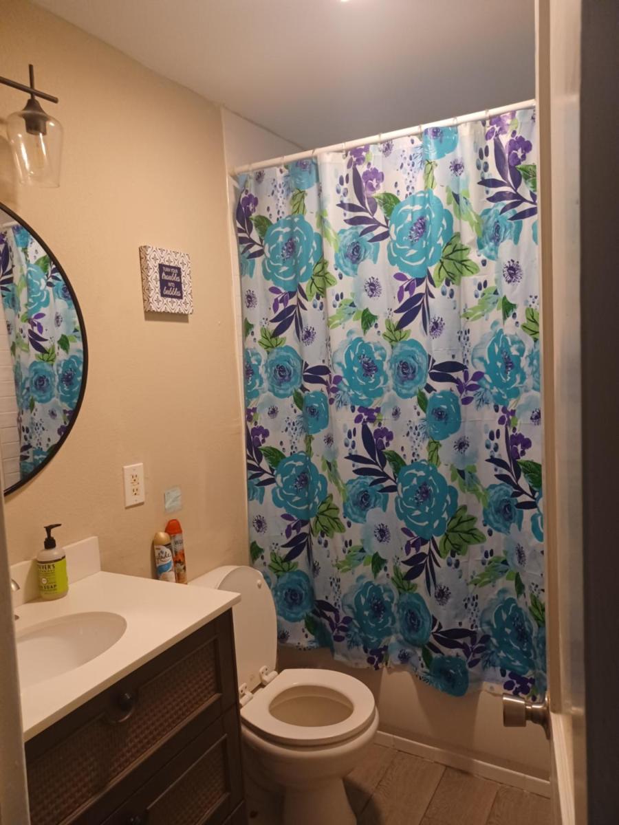 Outstanding Studio Apts Downtown - Housity