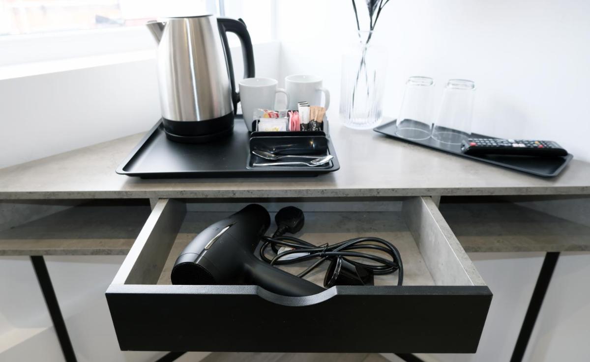 The Kop End Hotel by Serviced Living Liverpool - Housity