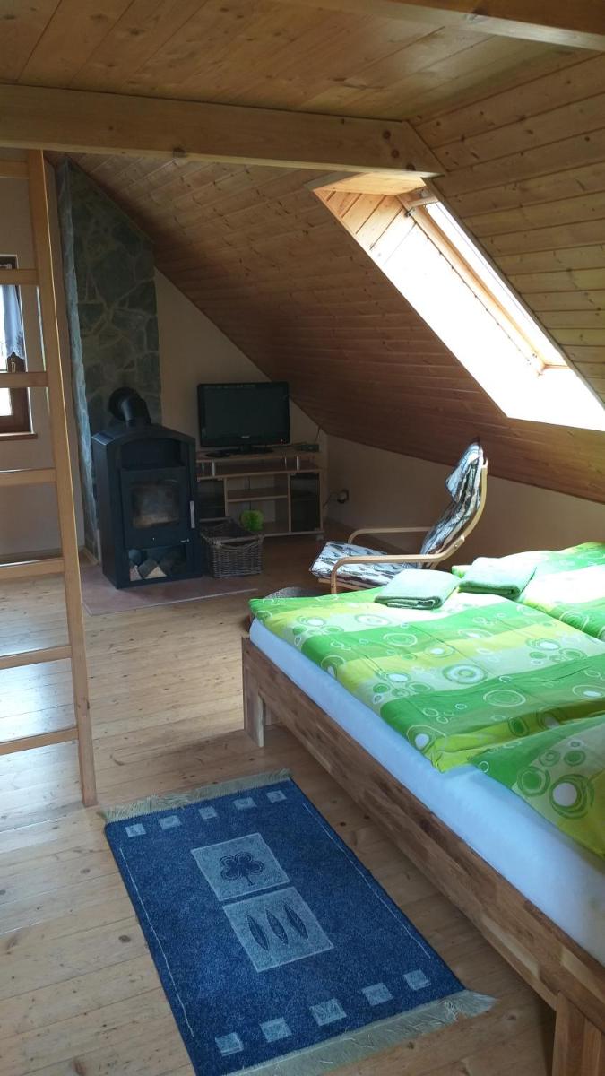 Apartmány u Pilaře - Housity