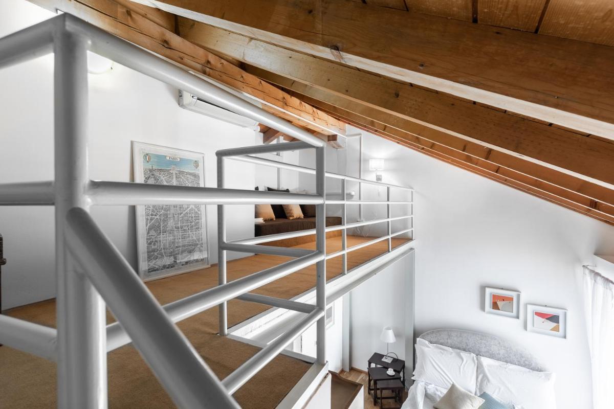 A Casa Nuccia Mansarda by Holiday Solutions - Housity